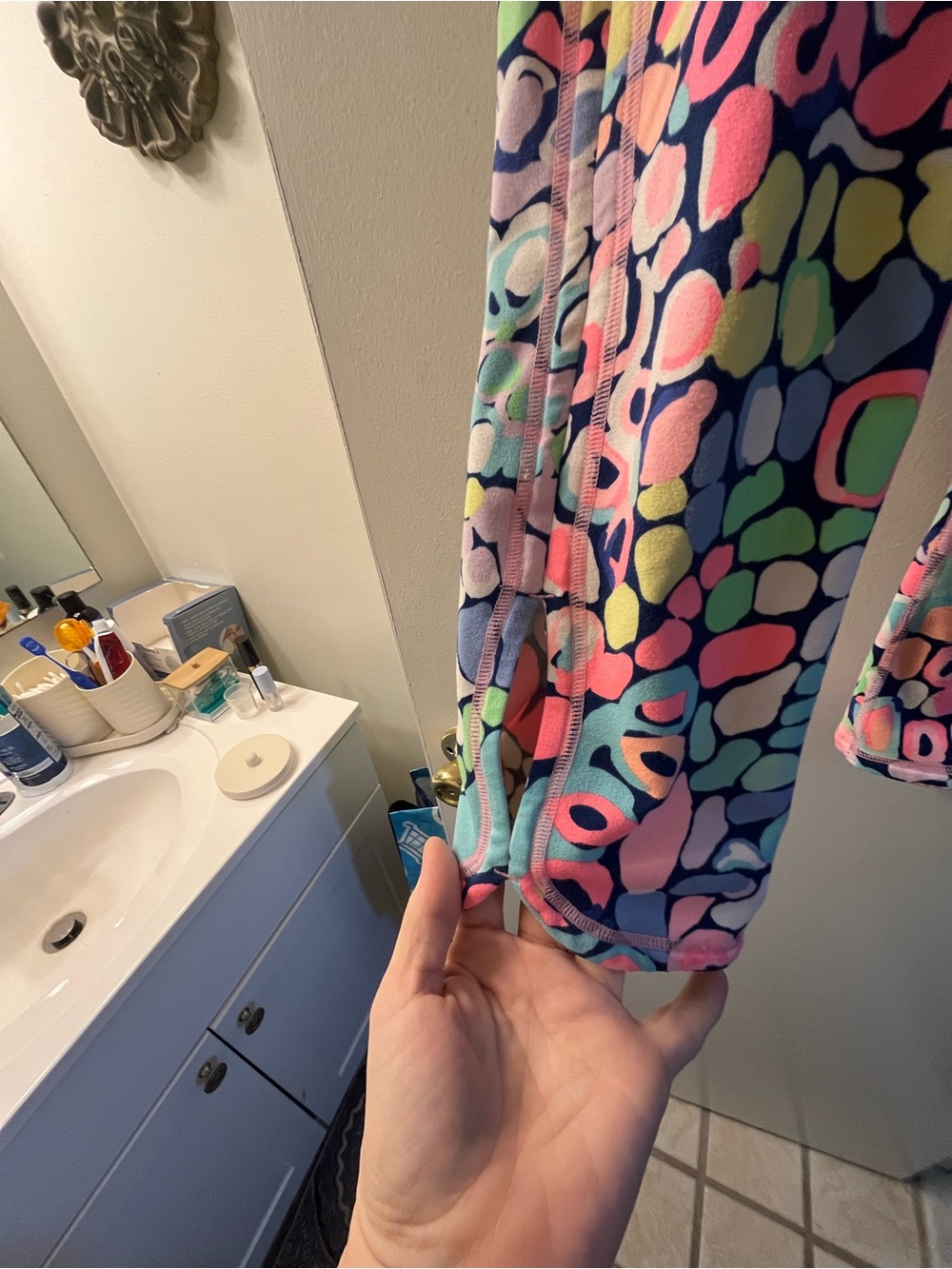 Lilly Pulitzer Women's Multicolor Printed Capri Leggings - Picture 4 of 5